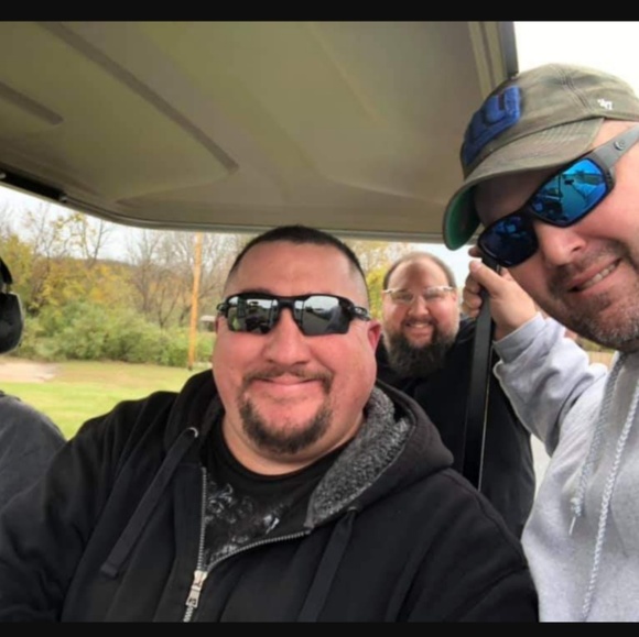 Meet your Posher, Ron - Picture 1 of 1